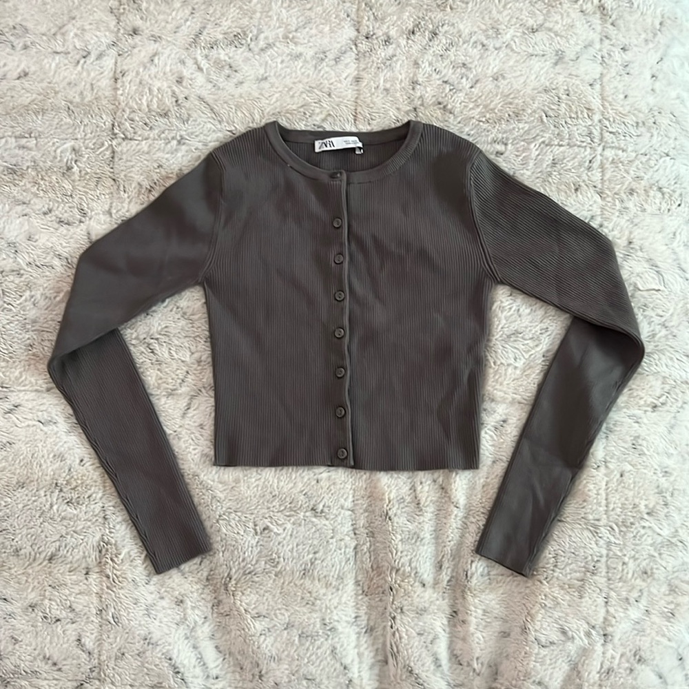 zara grey button long sleeve cardigan